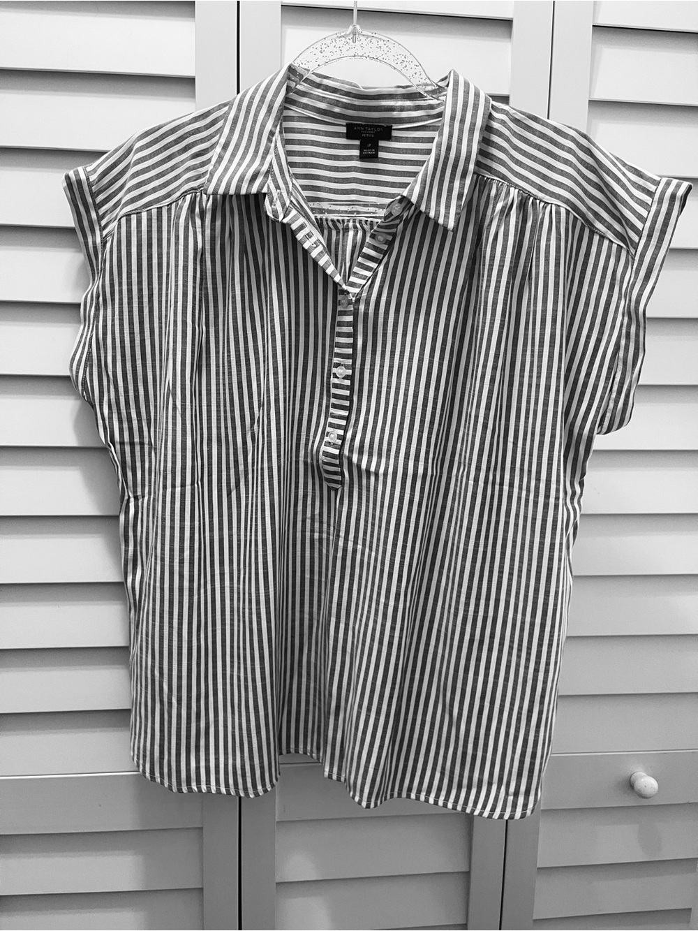Ann Taylor Striped Short-Sleeve Button Pullover Top - Gray & White